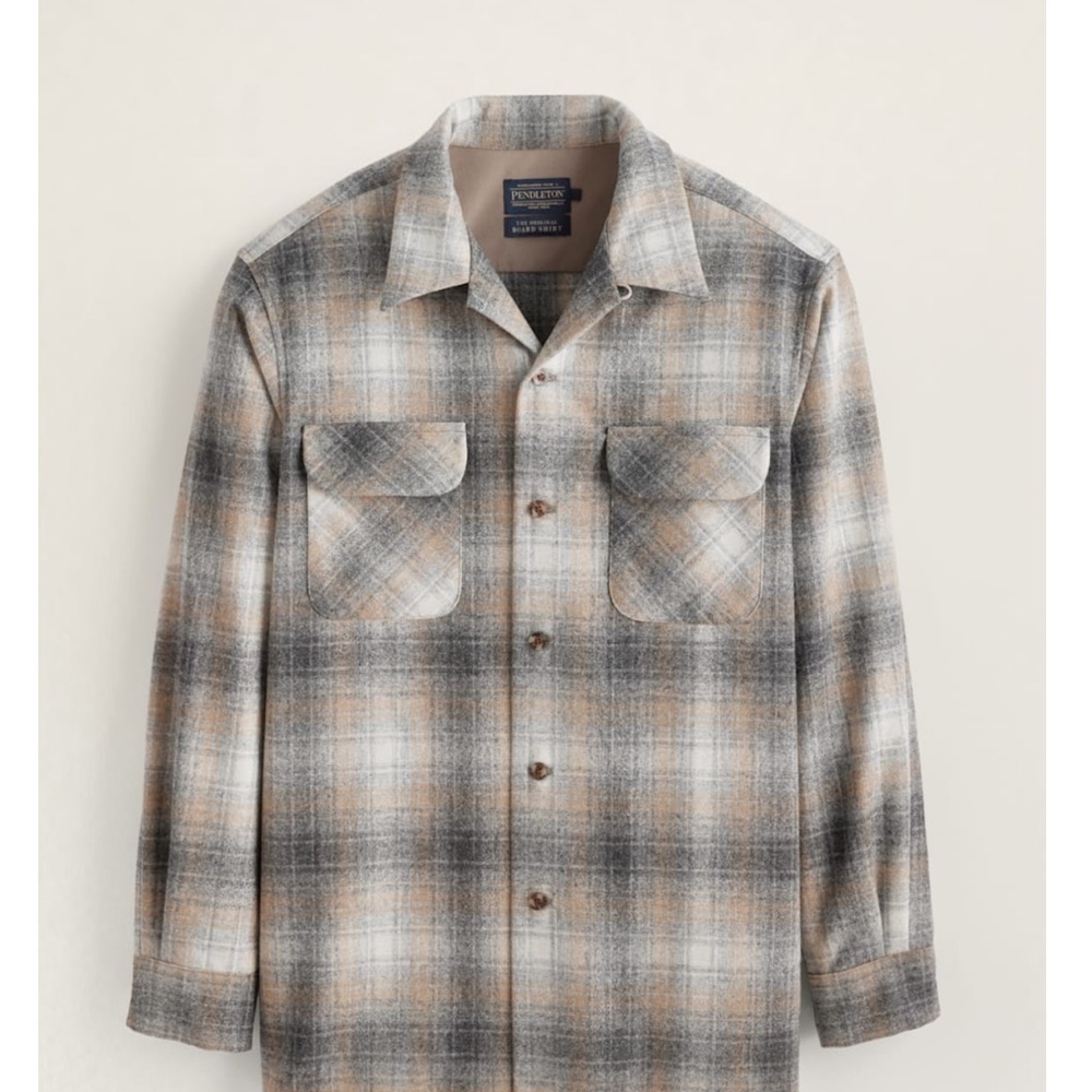 Pendleton Gray/Tan Mix Plaid Shirt Jacket
Size LARGE